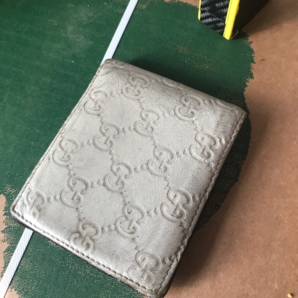 A Gucci bifold wallet